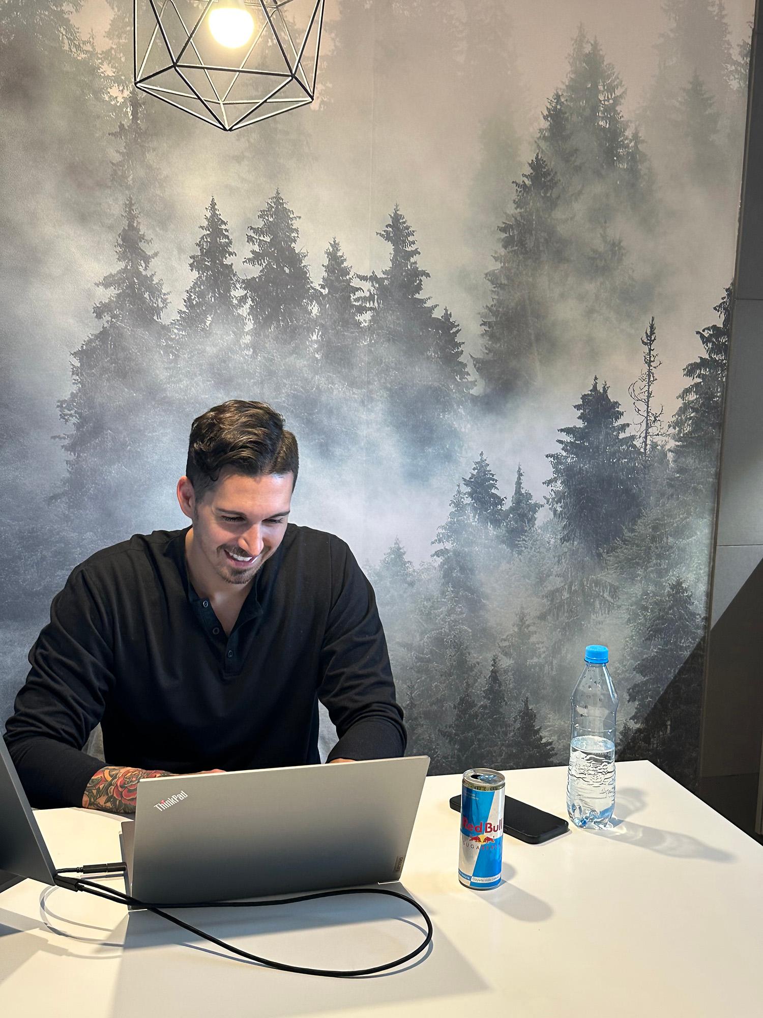 Derek - Centerlock Media Owner